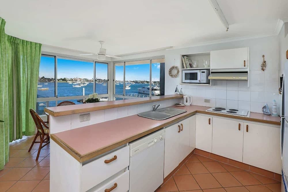 RIVER06- River Views and Relaxation