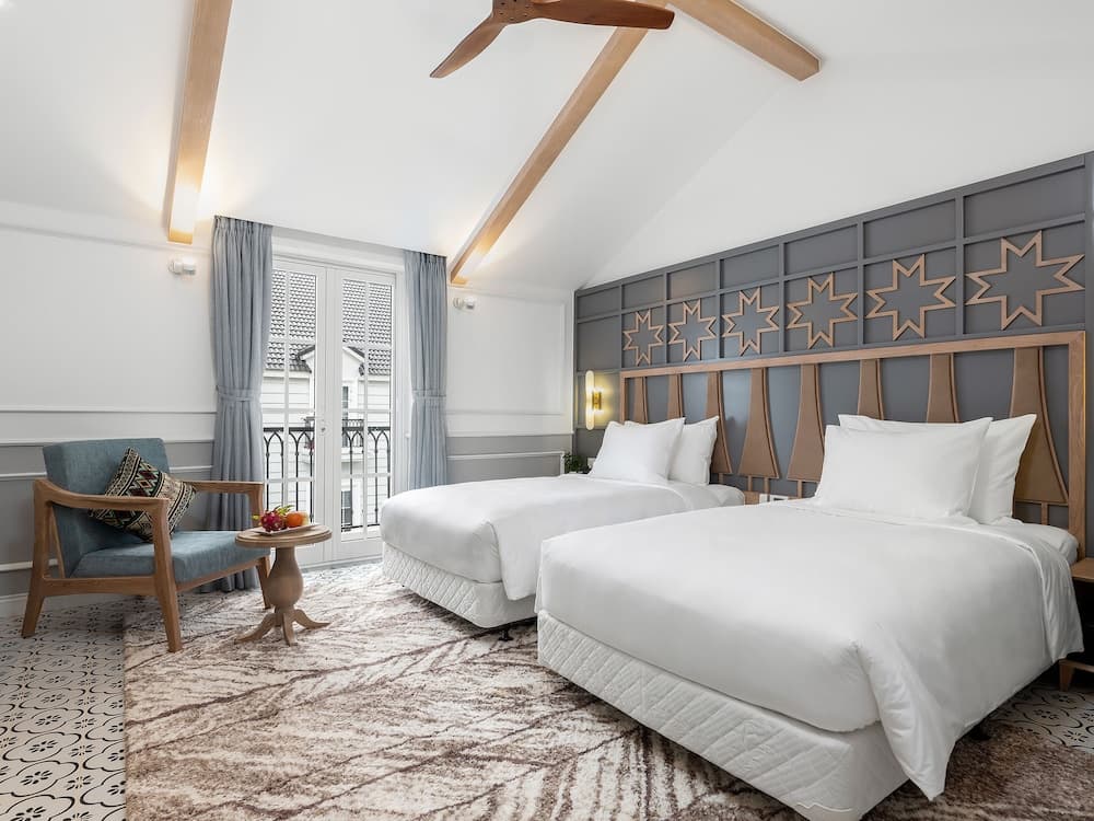 Golden Sun Hotel - Mangden