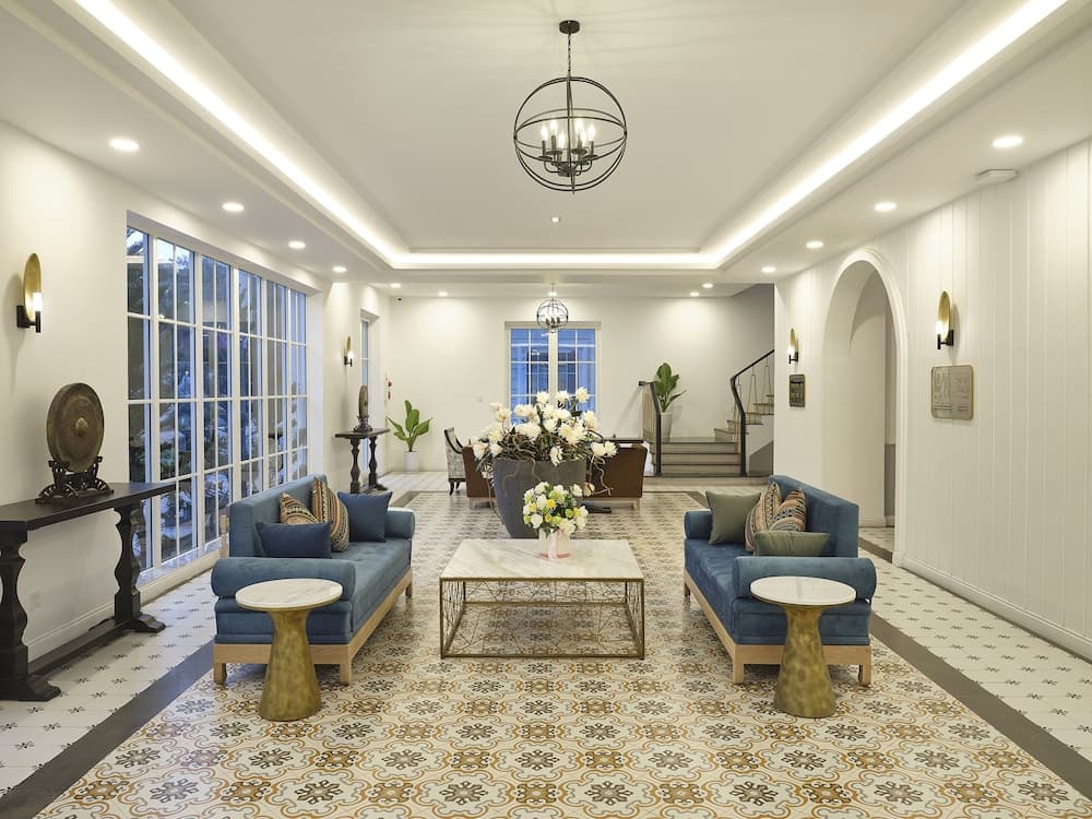 Golden Sun Hotel - Mangden