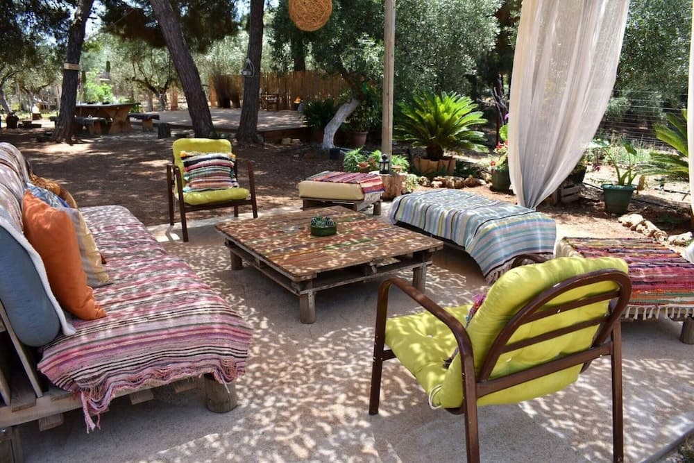 Glamping at a Lovely Tent in Skiaxtro- Marathopoli