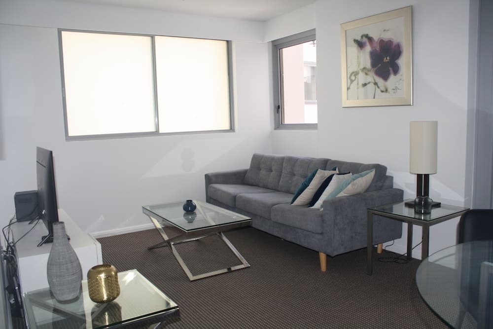 Wyndel Apartments - Miller Street