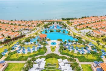 Centara Mirage Resort Mui Ne