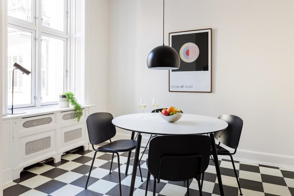 200m2 NEW Apartment City Centre Next to Tivoli