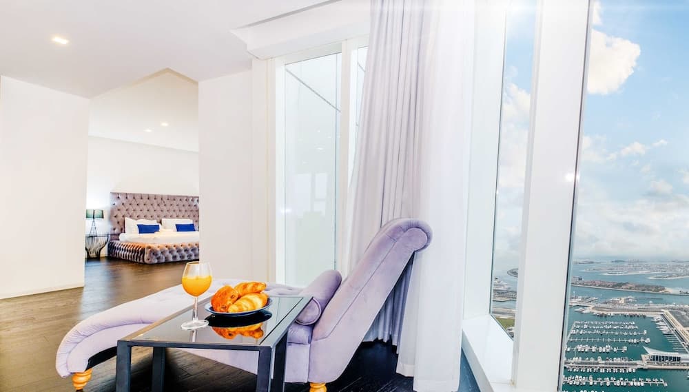 LUX Holiday Home - DAMAC Residenze 1