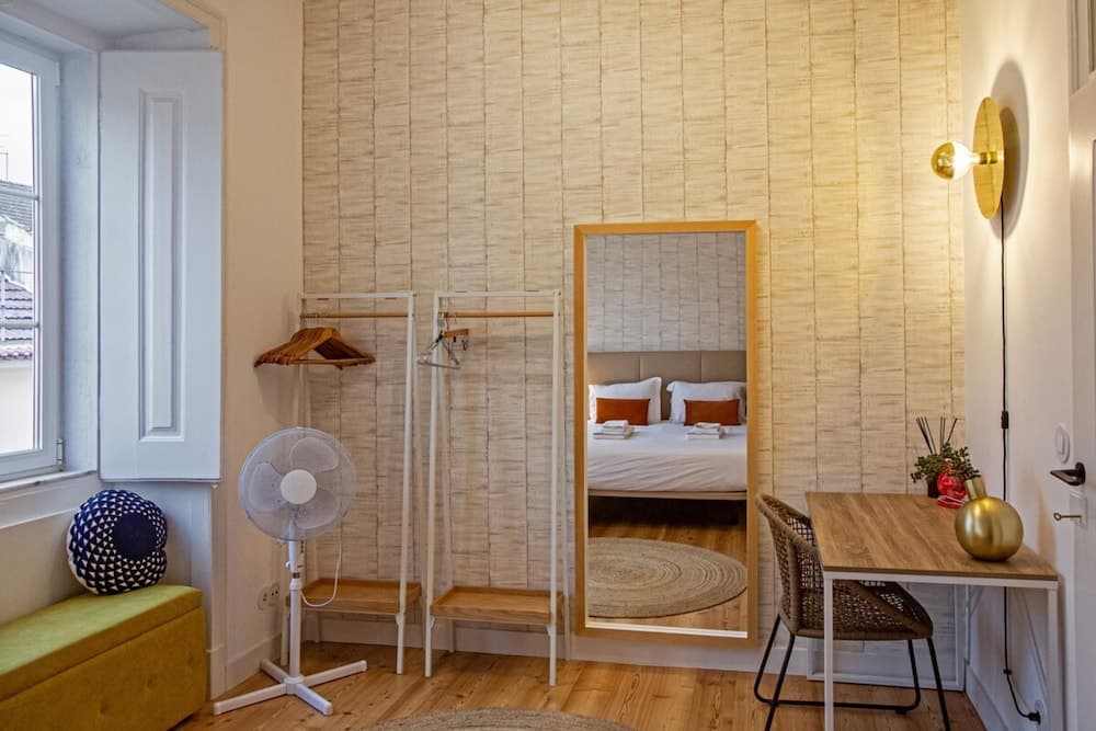 Colourful and Tasteful 2bedroom Apartment in Graça