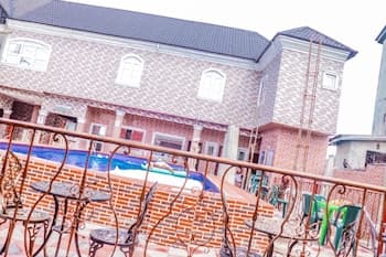 Elite Poolbar & Lodge