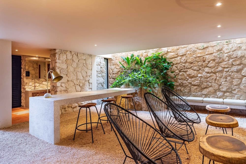 Apartment With Private Plunge Pool - Ground Floor by Sessile