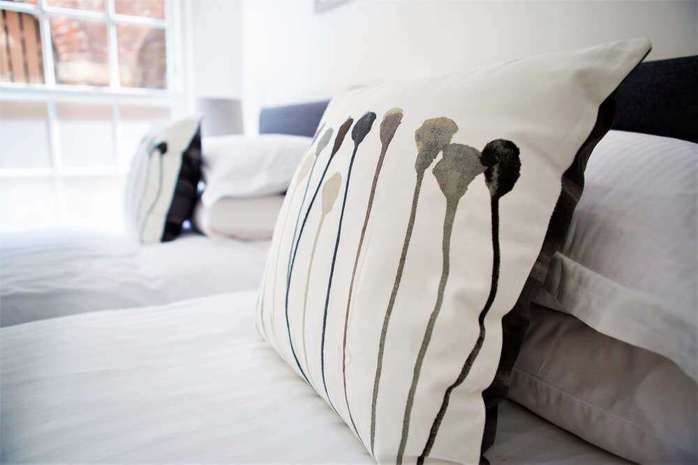 Your Apartment The Clarence - No 1