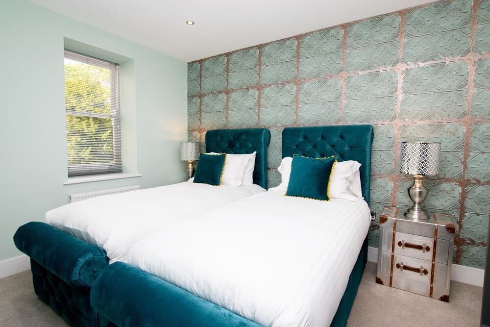 Your Apartment Rowan Tree - No 5