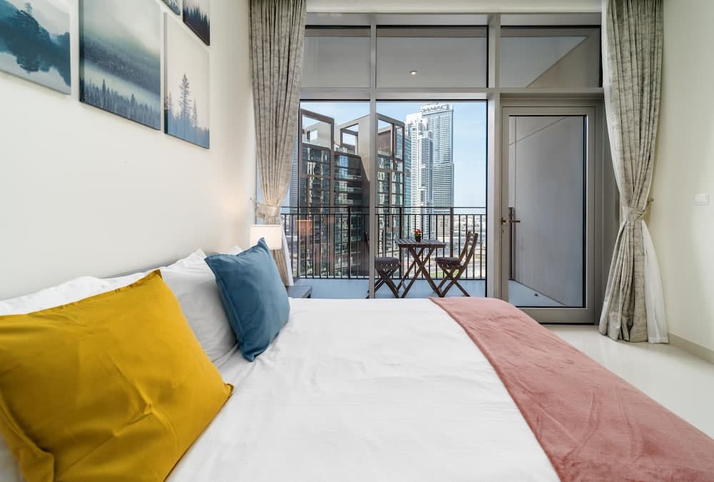 Lux BnB BLVD Central