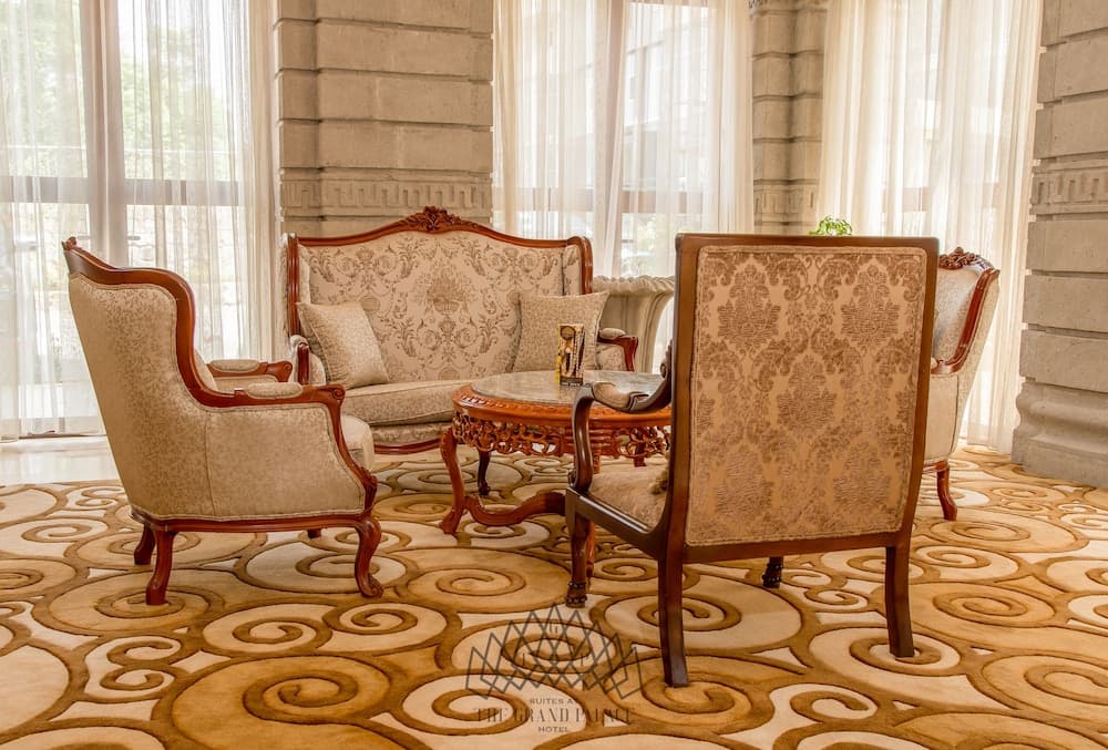 The Grand Palace Hotel