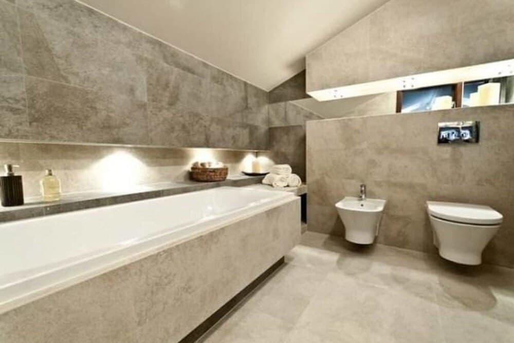 Gorgeous Spacious Modern Loft in the Heart of the Jewish Quarter Breakfast