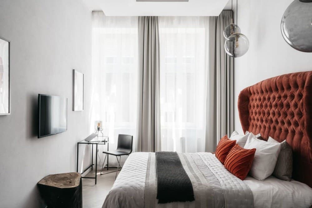 Spacious and Bright Apartment Located in Centre gym Sauna Transport