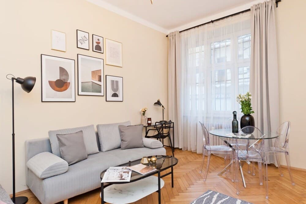 Furnished With Taste Very Cosy Apartment by Wawel Castle