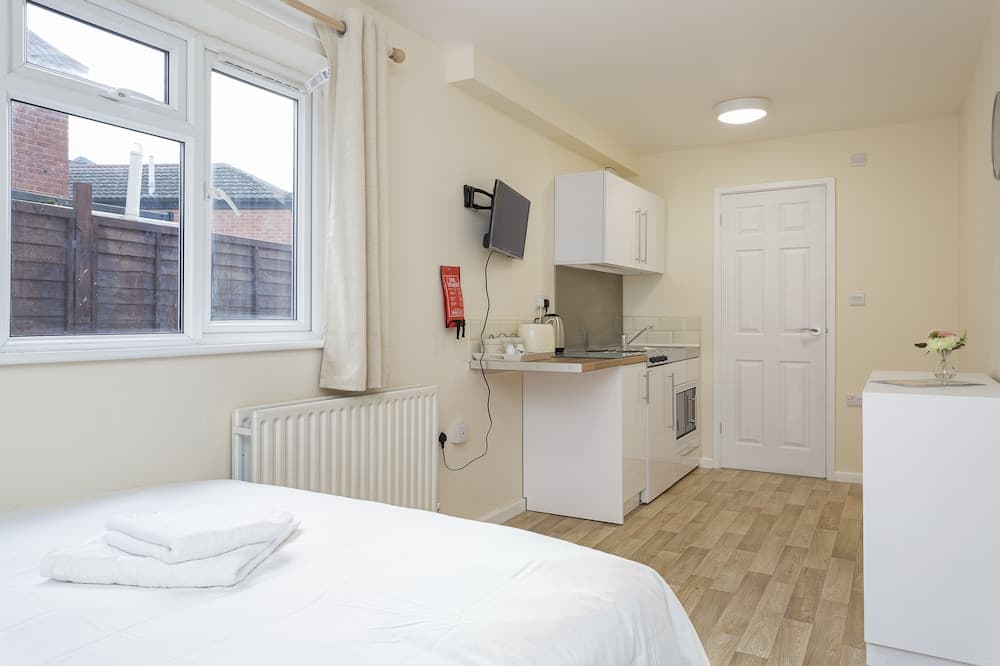 Blackberry - Stylish Self-contained Flats in Soton City Centre