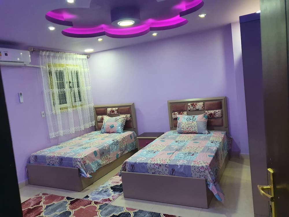 Lovely 3-bed Pyramids Viewapartment in Kafr Nassar