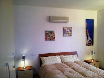 Erice Beach: Ulixe's Lodge in Erice