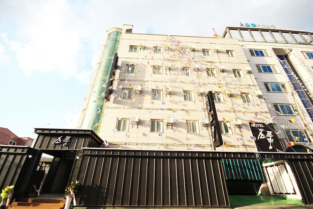 hotel image