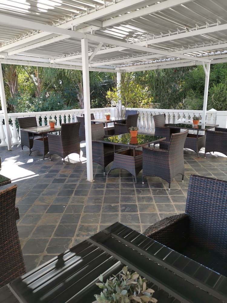 Erasmus Manor Guest House