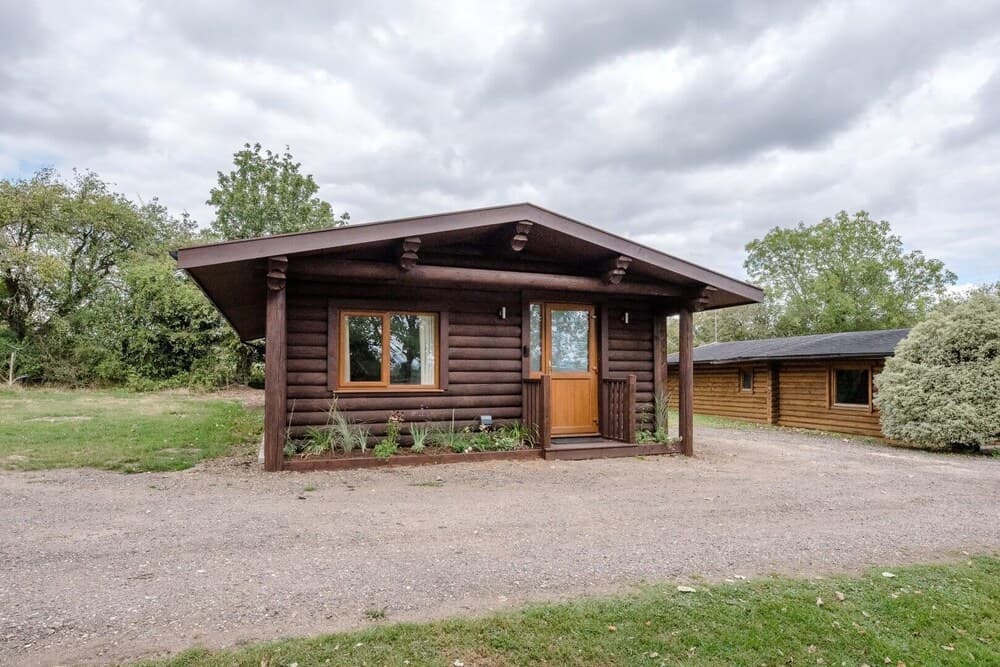 Laurel Lodge Kingfishers