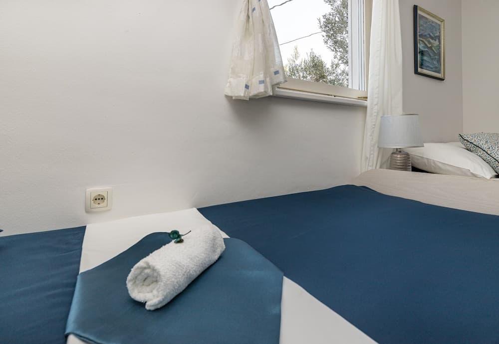 Beach Apartment Alenka Blue