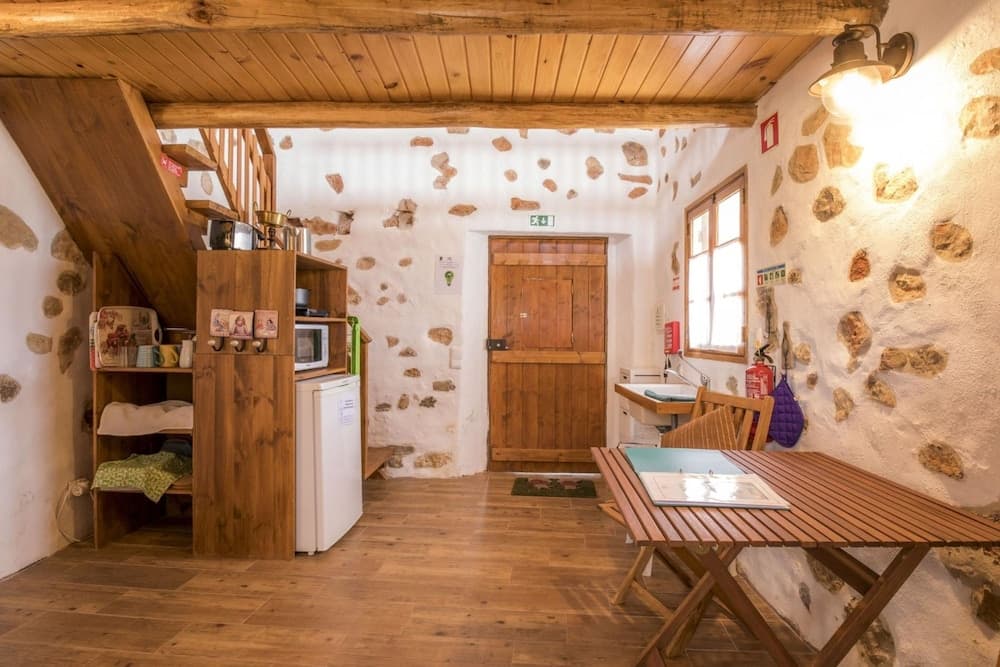 F - Casa Bezzerinhos in Quinta das Alagoas