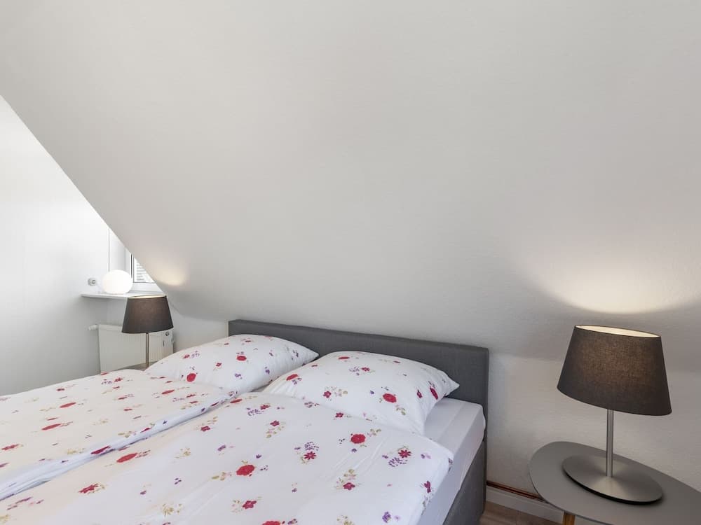 Scenic Apartment in Oldenburg near Sea & Forest