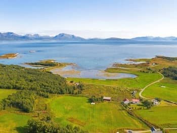 8 Person Holiday Home in Sandsøy