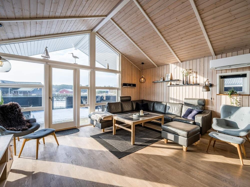 6 Person Holiday Home in Tarm