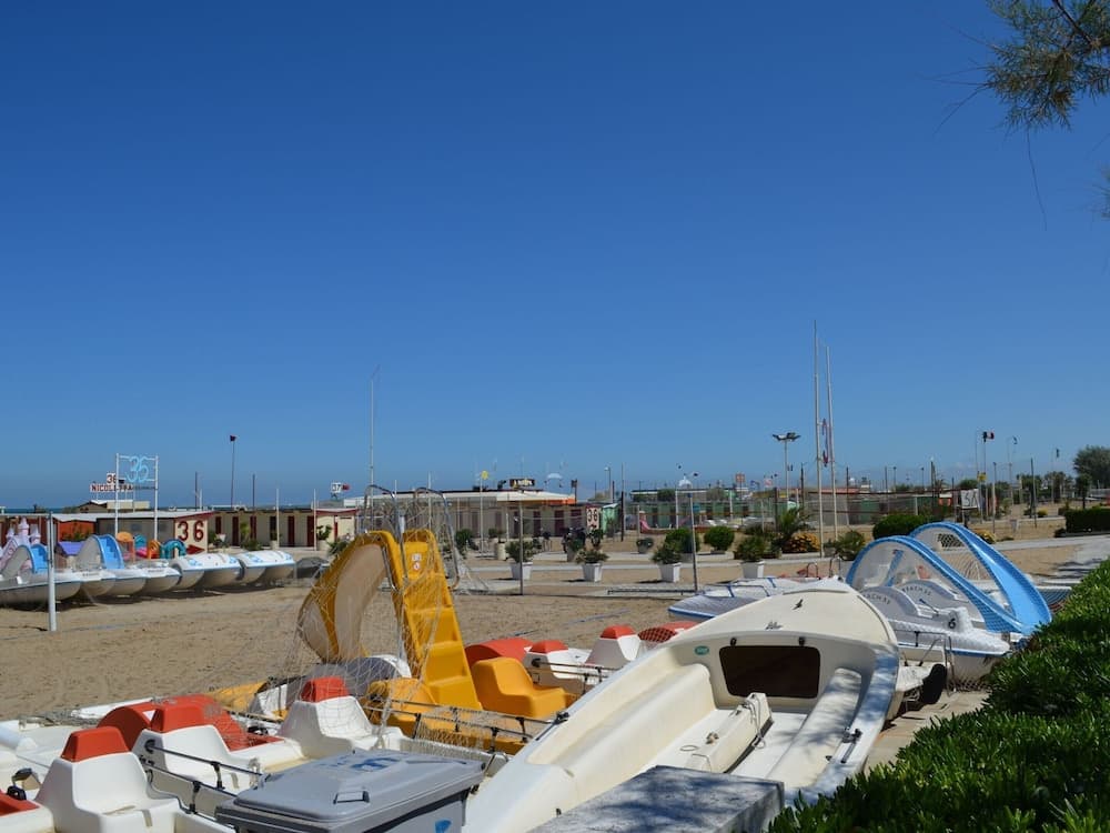 Residence Apartment Near the Beach