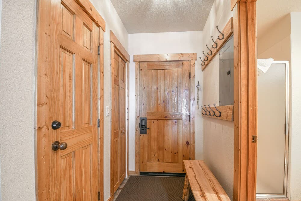 Tenderfoot Lodge 2647