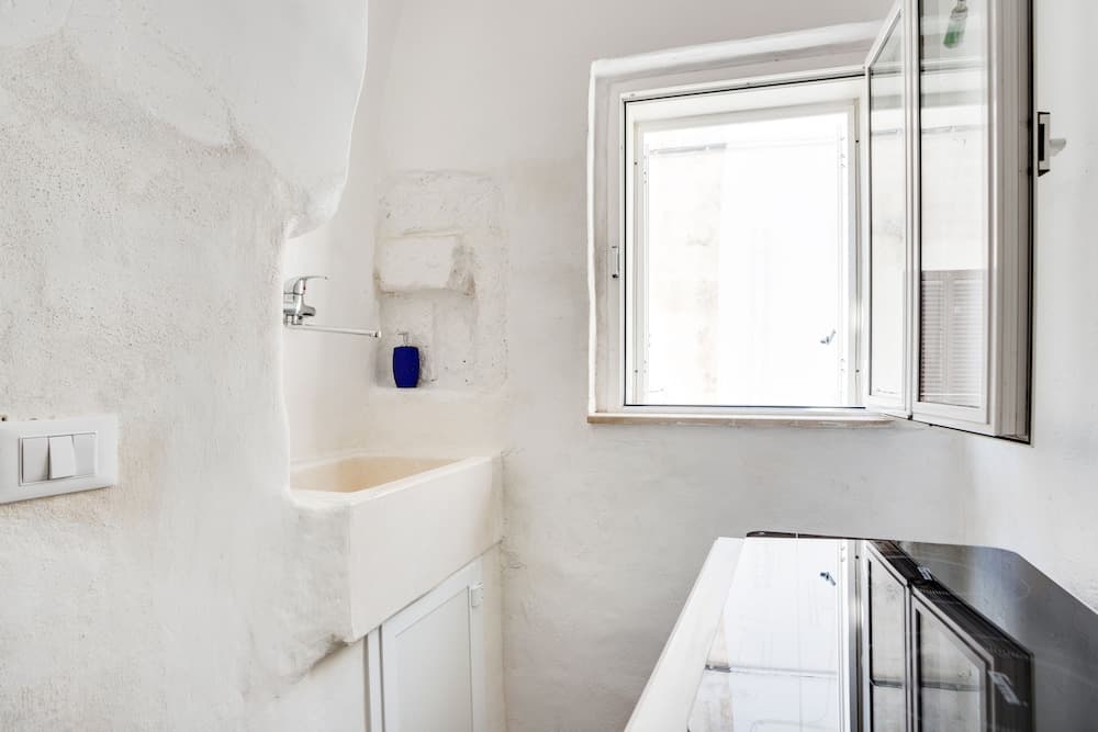 Mirror House Lovely Apartment