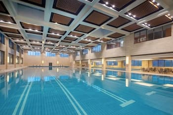 Wyndham Xinyang Downtown