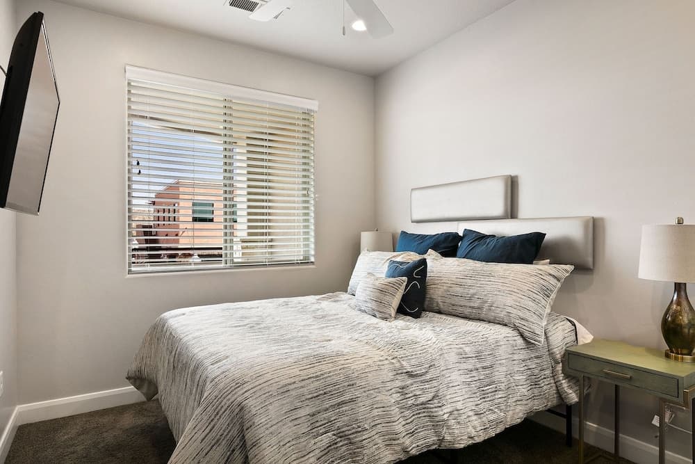 Latitude Adjustment by RedAwning