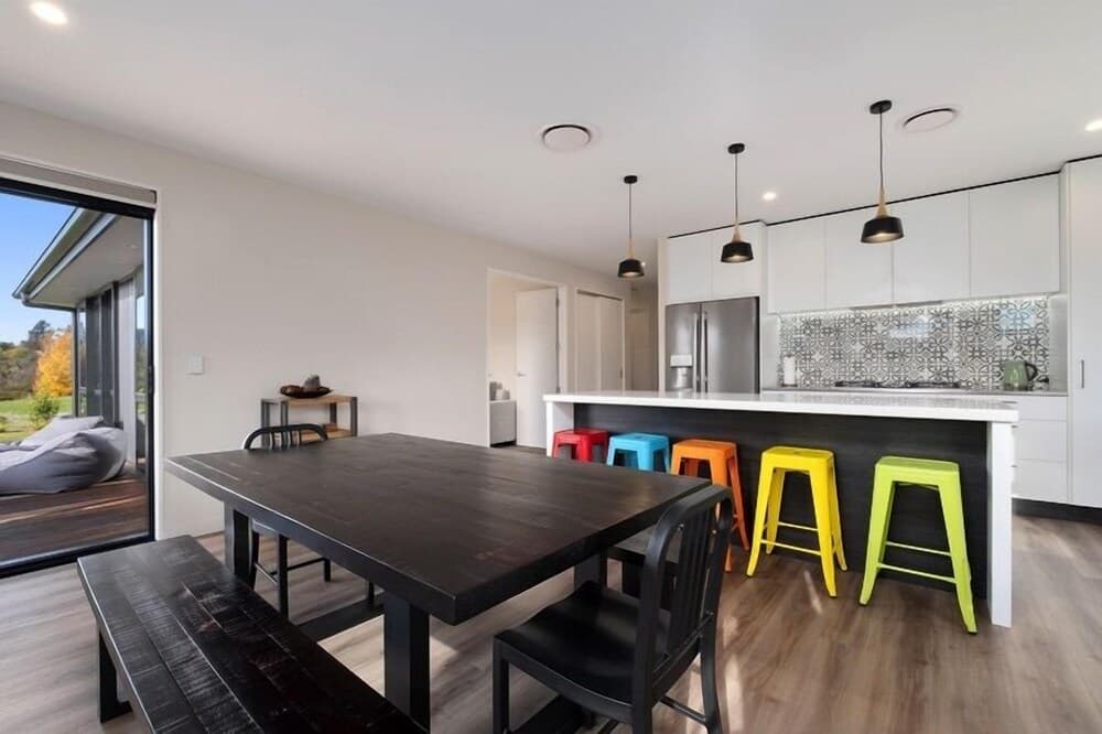 Sapphire Spring Rise