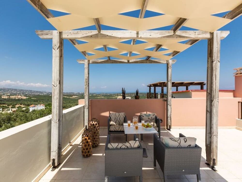 Apartment With Sea View Terrace in Crete