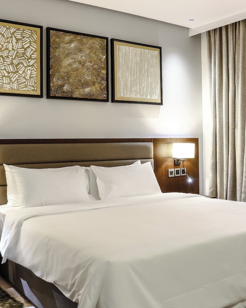 Iris Boutique Taif Heart