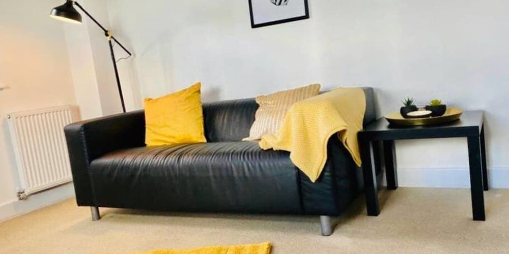 Karah Suites - Summer Lane