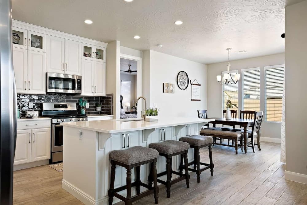 Curtis Ladera by RedAwning