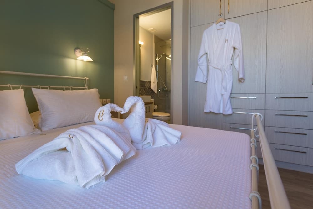 Villa Theta  with private pool by Amara Living