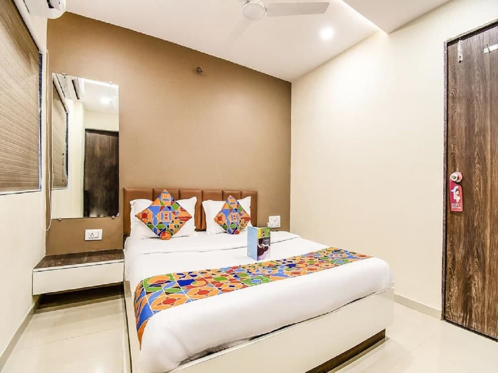 Hotel Pratiksha