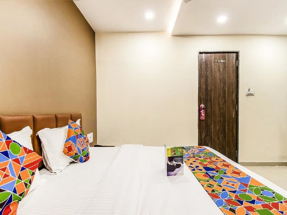 Hotel Pratiksha