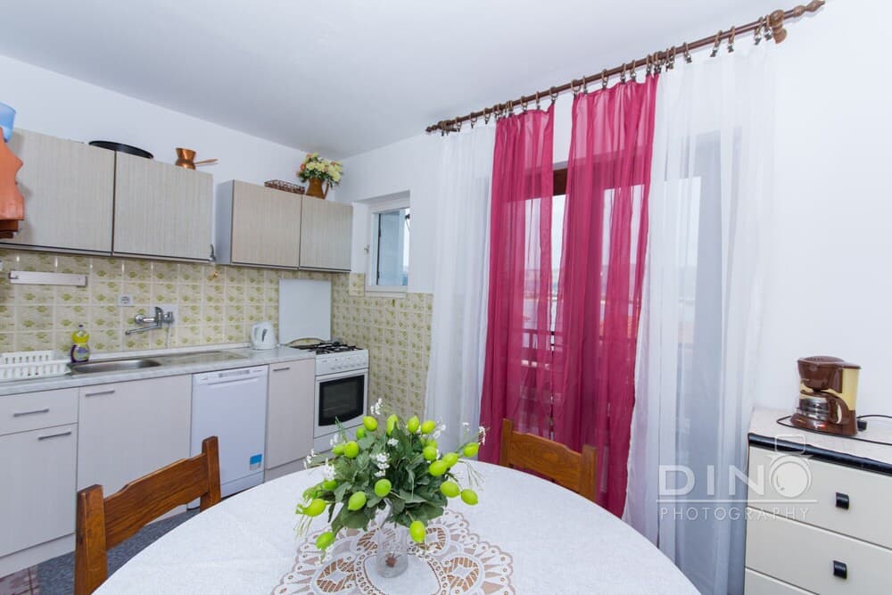 A2 Large apt With the big Terrace & Great sea View