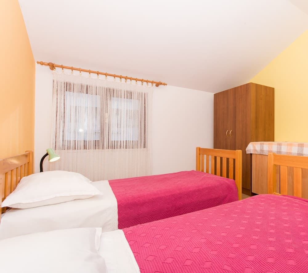 A1 Large apt With the big Terrace & Great sea View