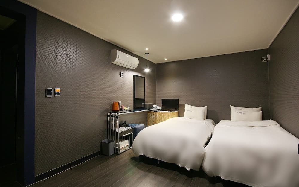 Geojedo Gohyeon Hotel Blue