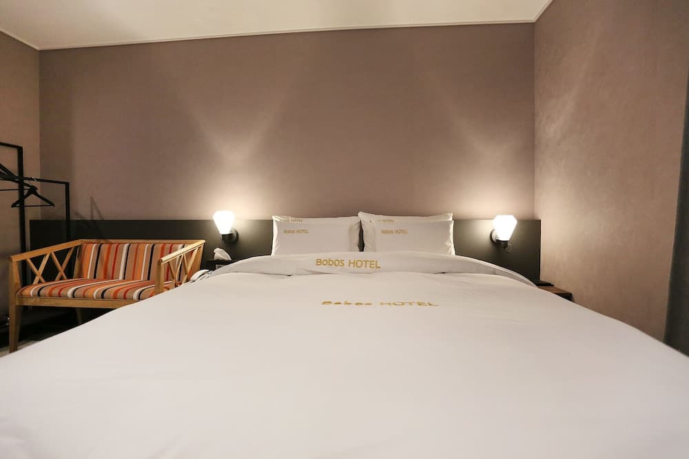 Suwon City Hall Station Bobos