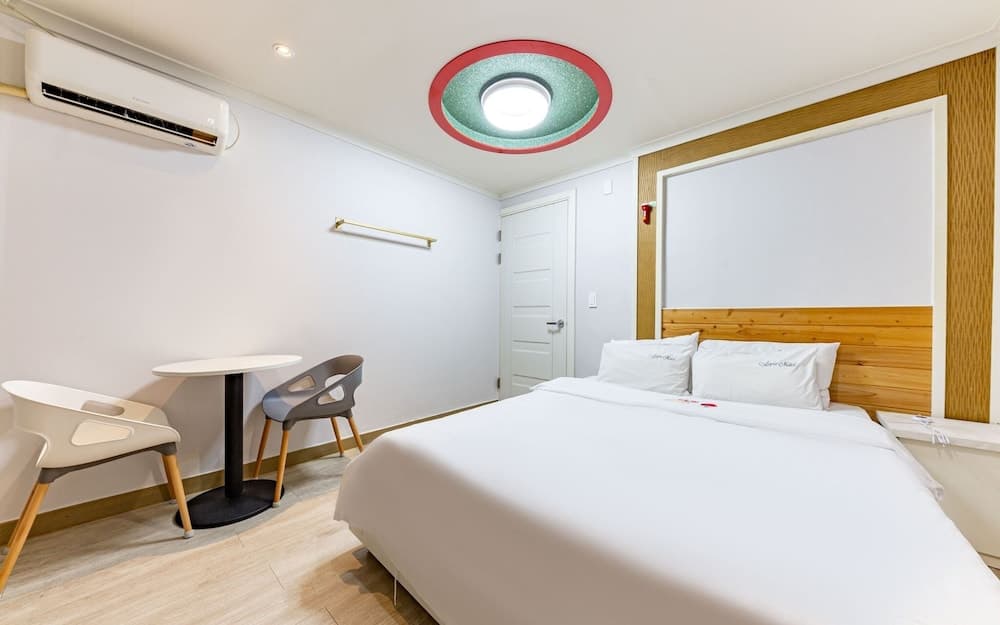 Gwangju Sangmu Apple