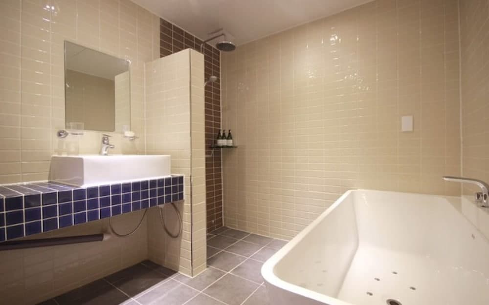 Busan Deokcheon Den Basta Hotel