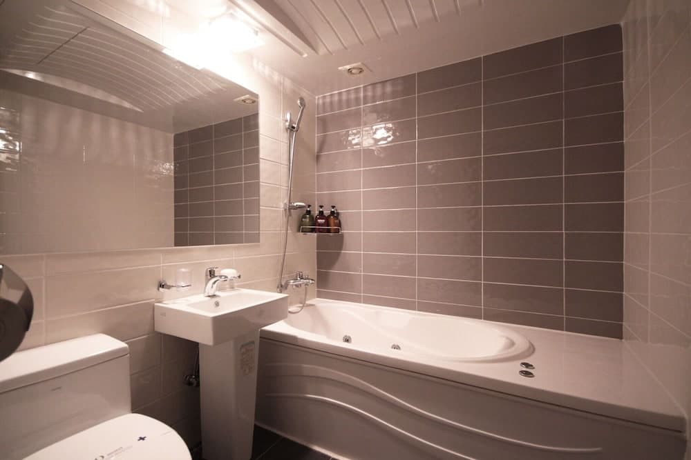 Changwon Sangnamdong XO