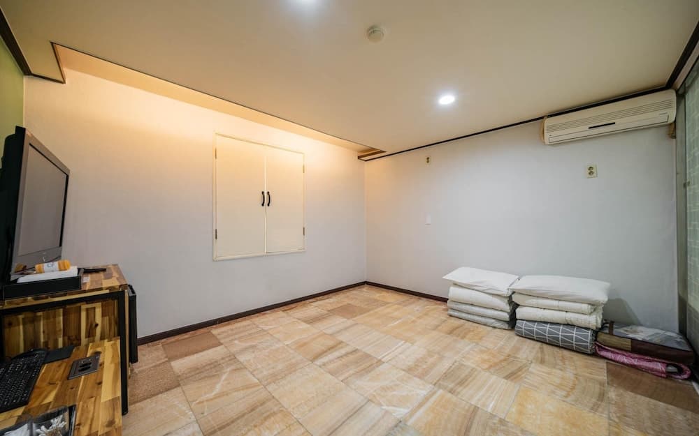 Daegu Dongdaegu Love Way